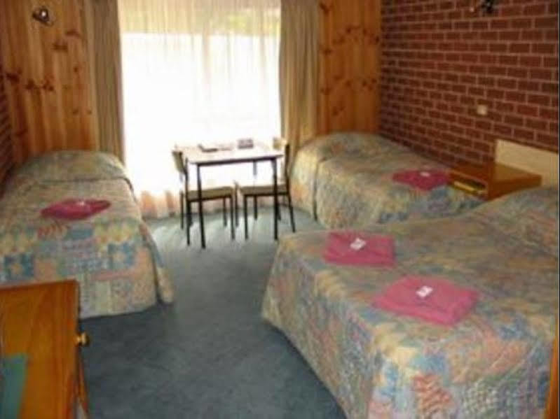 Orbost Country Road Motor Inn Экстерьер фото